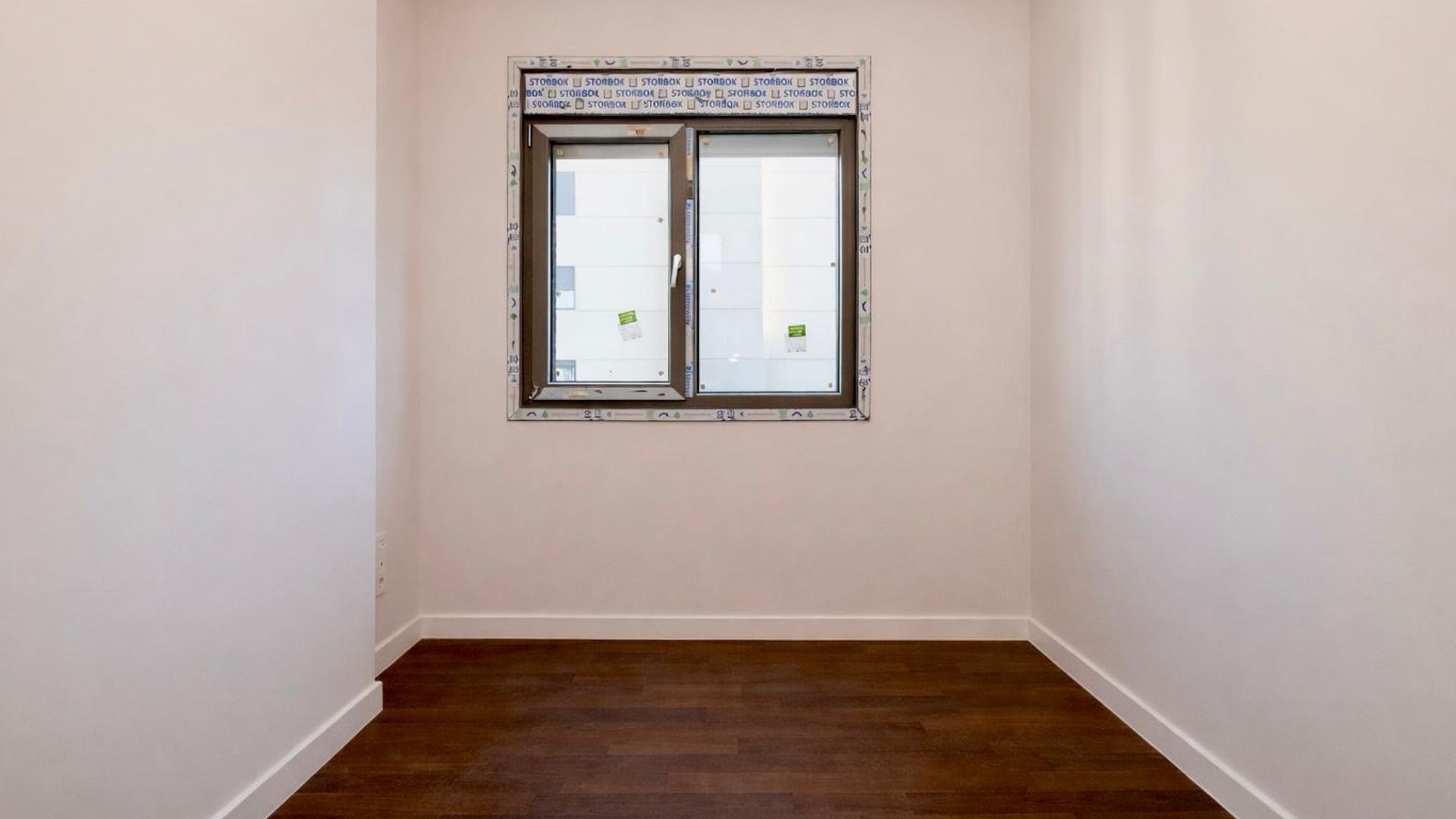 Caddenin_Kalbi_Saskinbakkal_Sahilde_Balkonlu_Ultra_Lux_Sifir_2+1 (25)