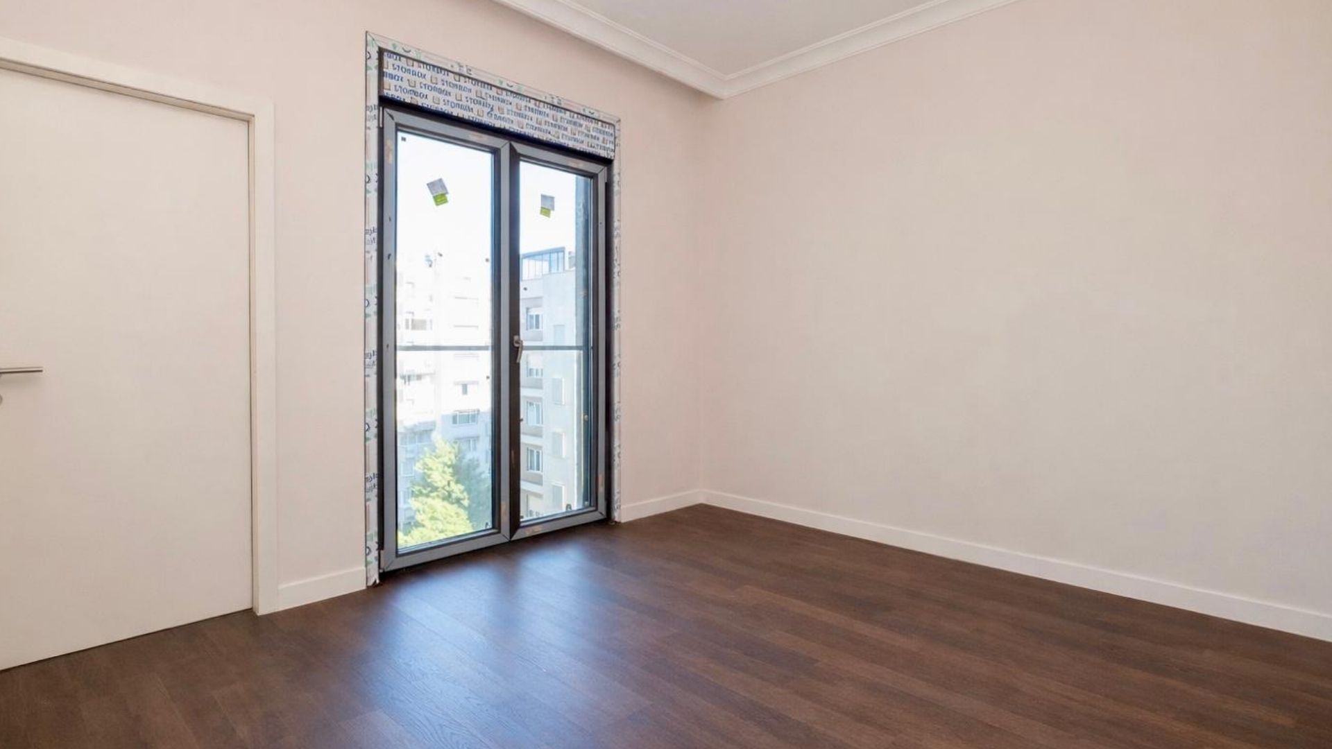 Caddenin_Kalbi_Saskinbakkal_Sahilde_Balkonlu_Ultra_Lux_Sifir_2+1 (29)