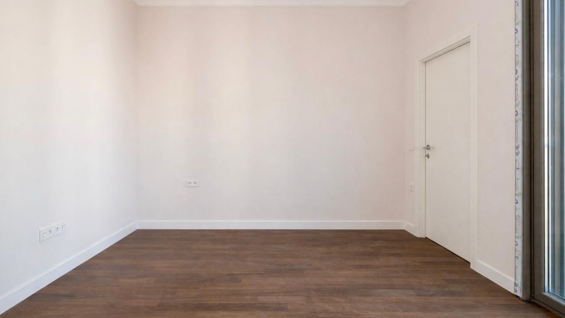 Caddenin_Kalbi_Saskinbakkal_Sahilde_Balkonlu_Ultra_Lux_Sifir_2+1 (31)