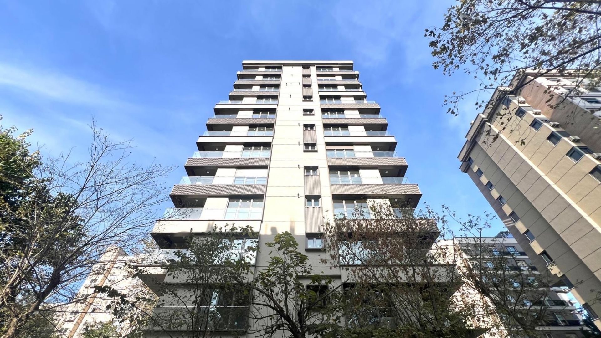 Caddenin_Kalbi_Saskinbakkal_Sahilde_Balkonlu_Ultra_Lux_Sifir_2+1 (4)