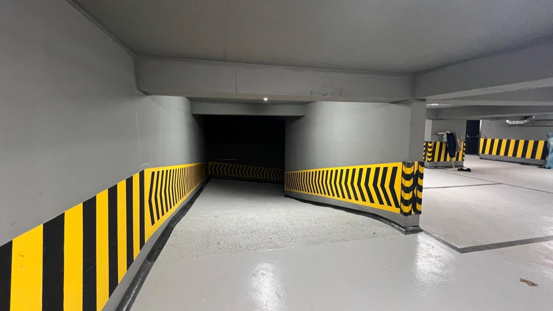 Caddenin_Kalbi_Saskinbakkal_Sahilde_Balkonlu_Ultra_Lux_Sifir_2+1 (42)