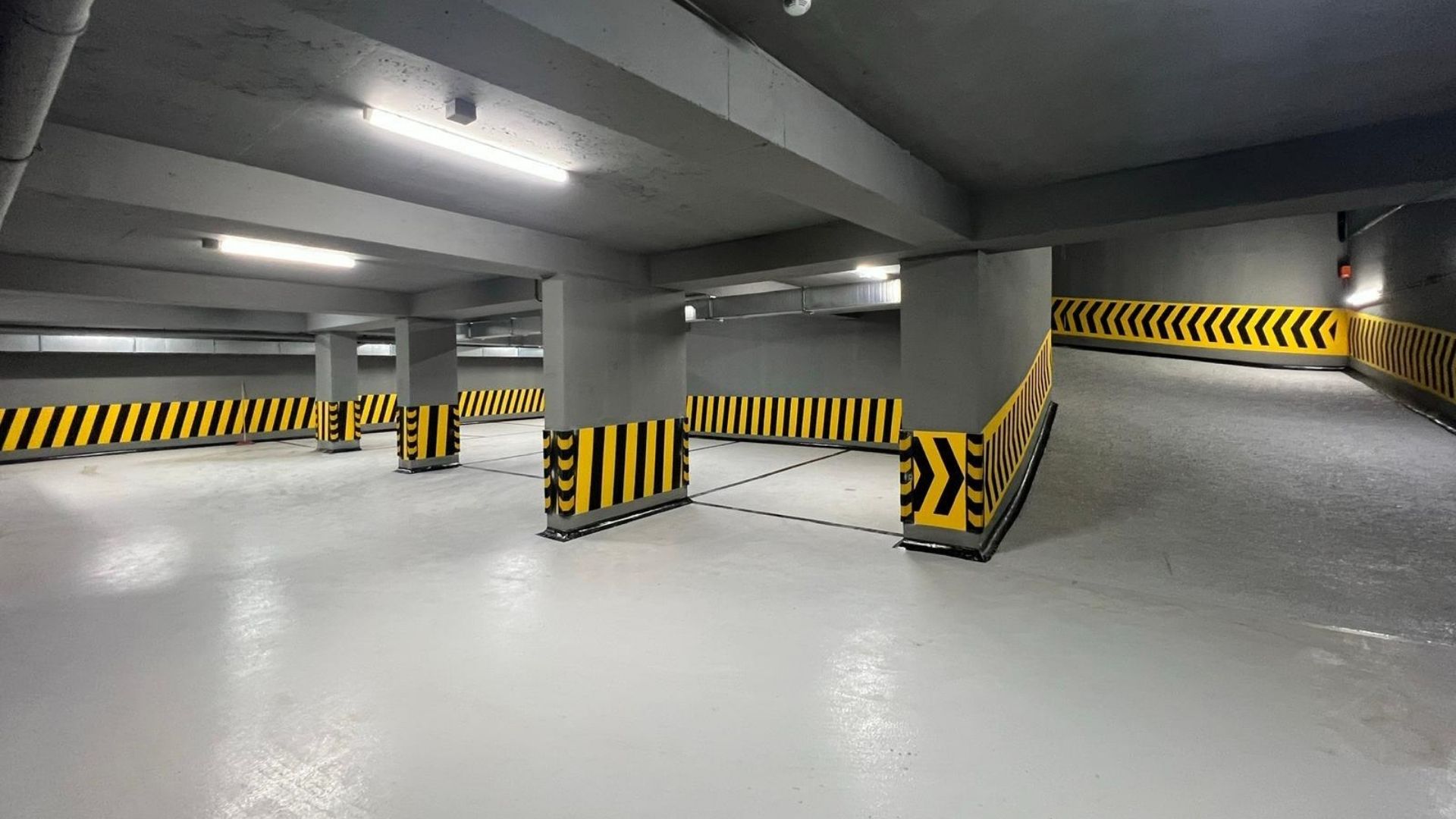 Caddenin_Kalbi_Saskinbakkal_Sahilde_Balkonlu_Ultra_Lux_Sifir_2+1 (43)