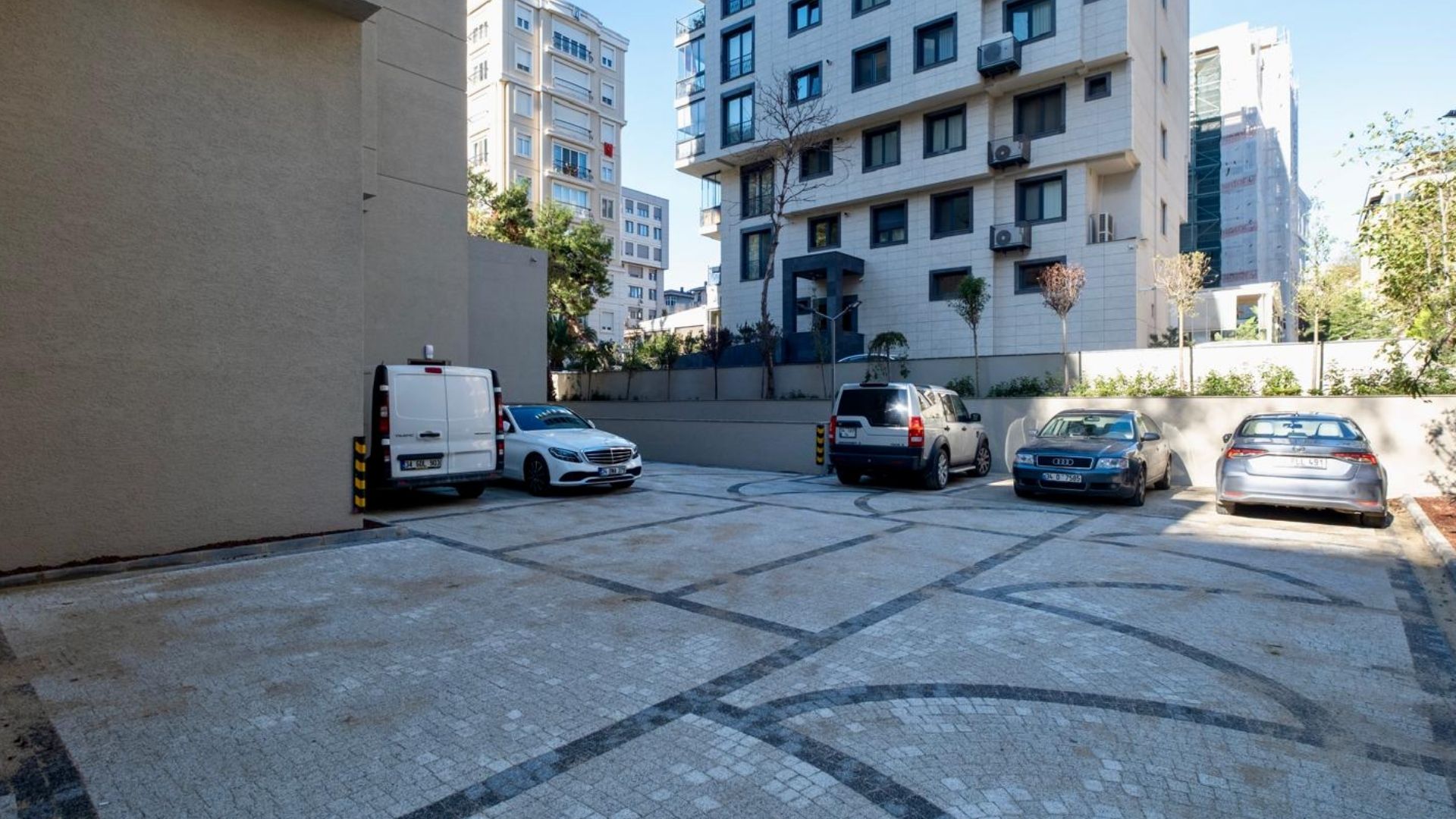 Caddenin_Kalbi_Saskinbakkal_Sahilde_Balkonlu_Ultra_Lux_Sifir_2+1 (44)