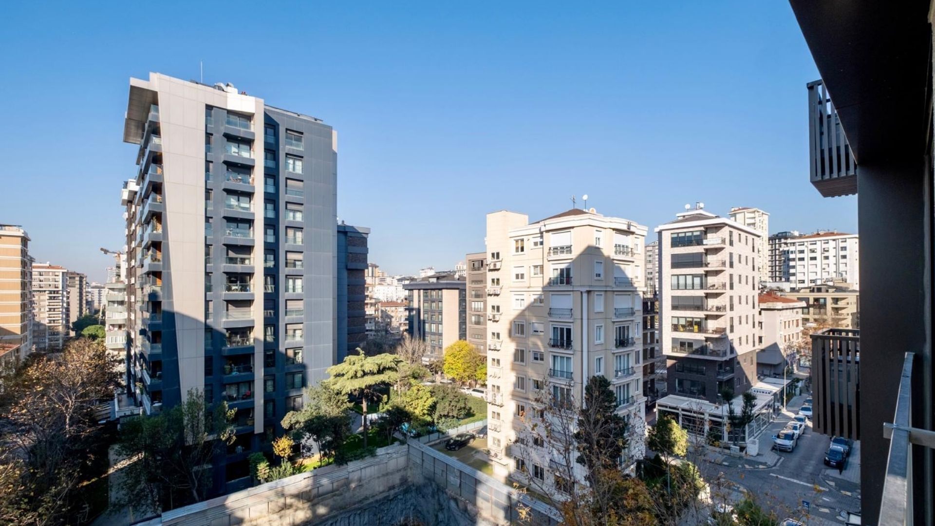 Saskinbakkal_Sahilde_77m2_Net_Balkonlu_Sifir_2+1_Kose_Daire (14)