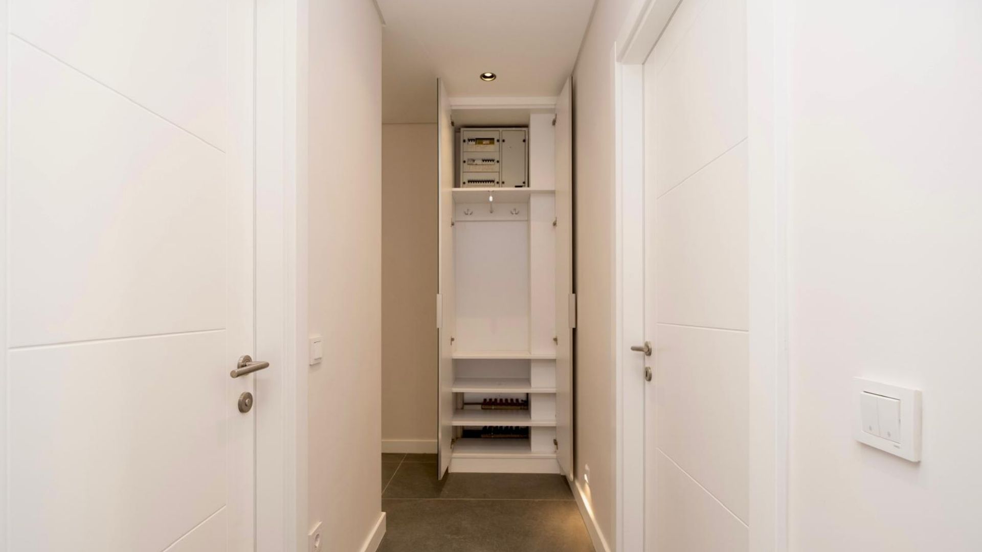 Saskinbakkal_Sahilde_77m2_Net_Balkonlu_Sifir_2+1_Kose_Daire (33)