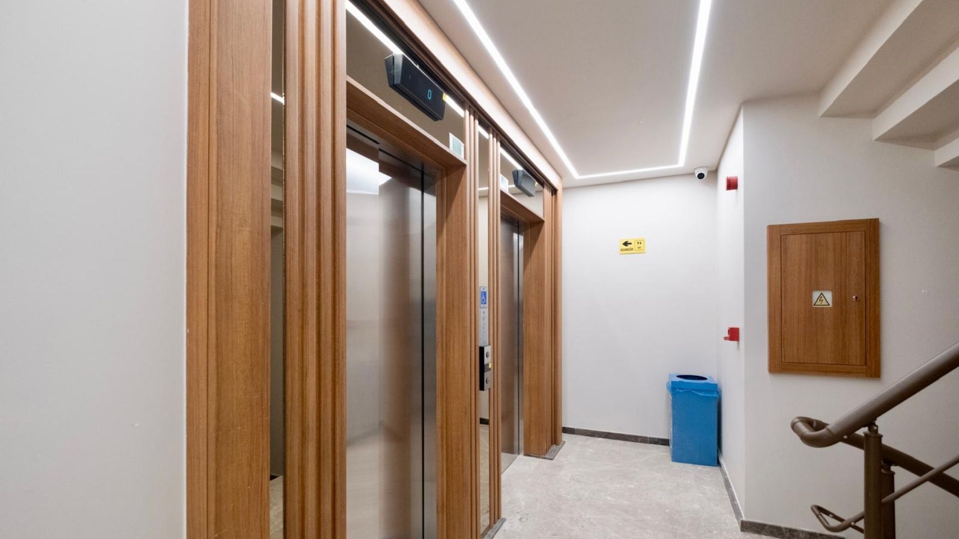 Saskinbakkal_Sahilde_Balkonlu_Ultra_Lux_Sifir_2+1 (40)