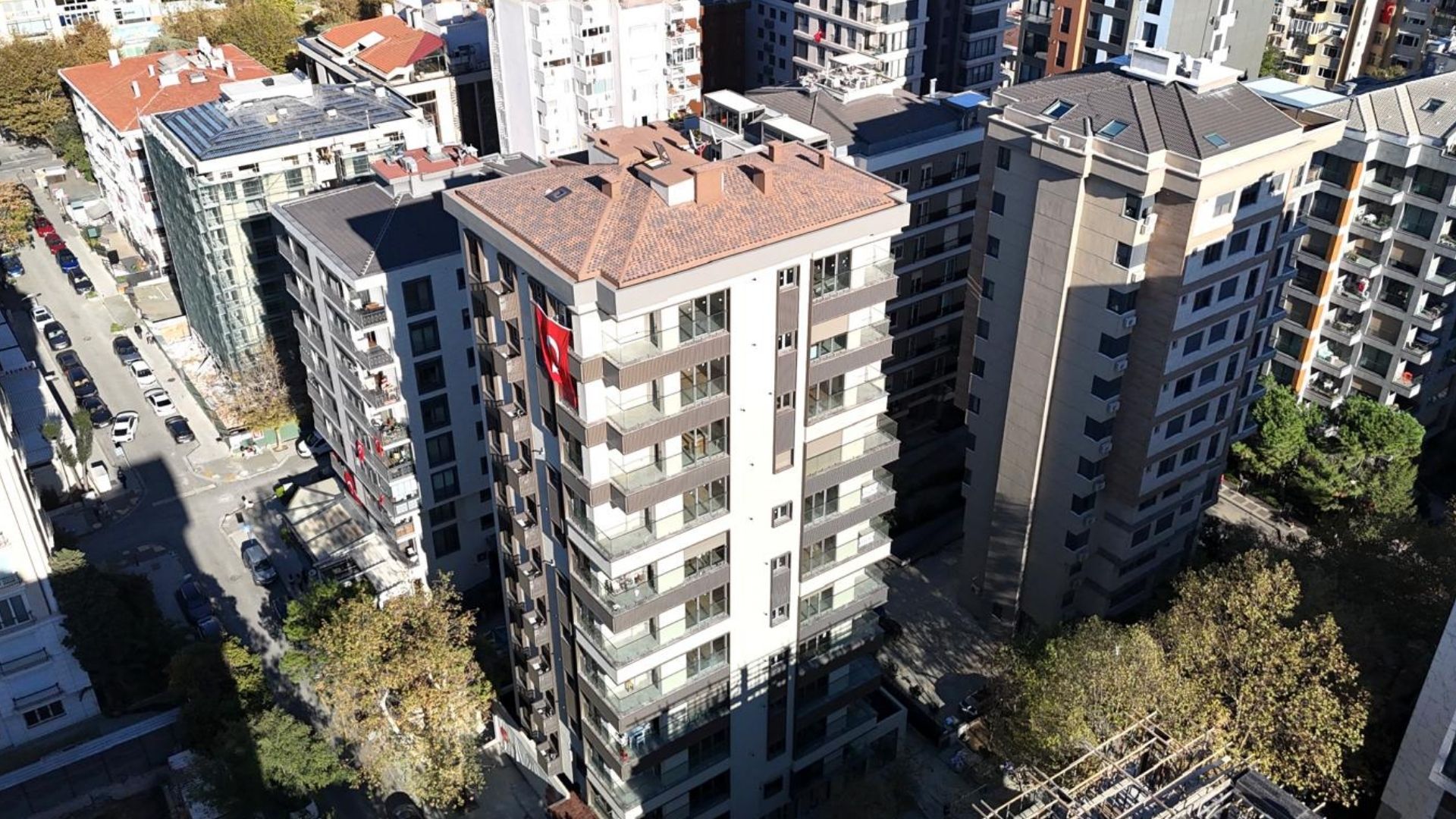 Saskinbakkal_Sahilde_Balkonlu_Ultra_Lux_Sifir_2+1 (6)